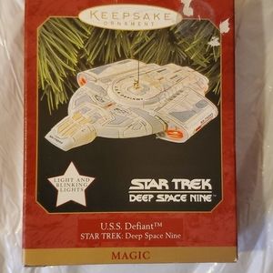 Star trek ornament U.S.S Defiant